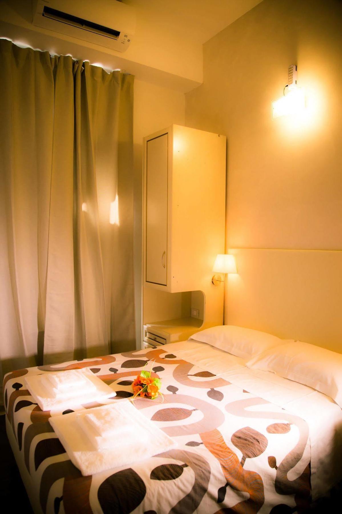 St. Peter Central Rooms B&B Roma Ngoại thất bức ảnh