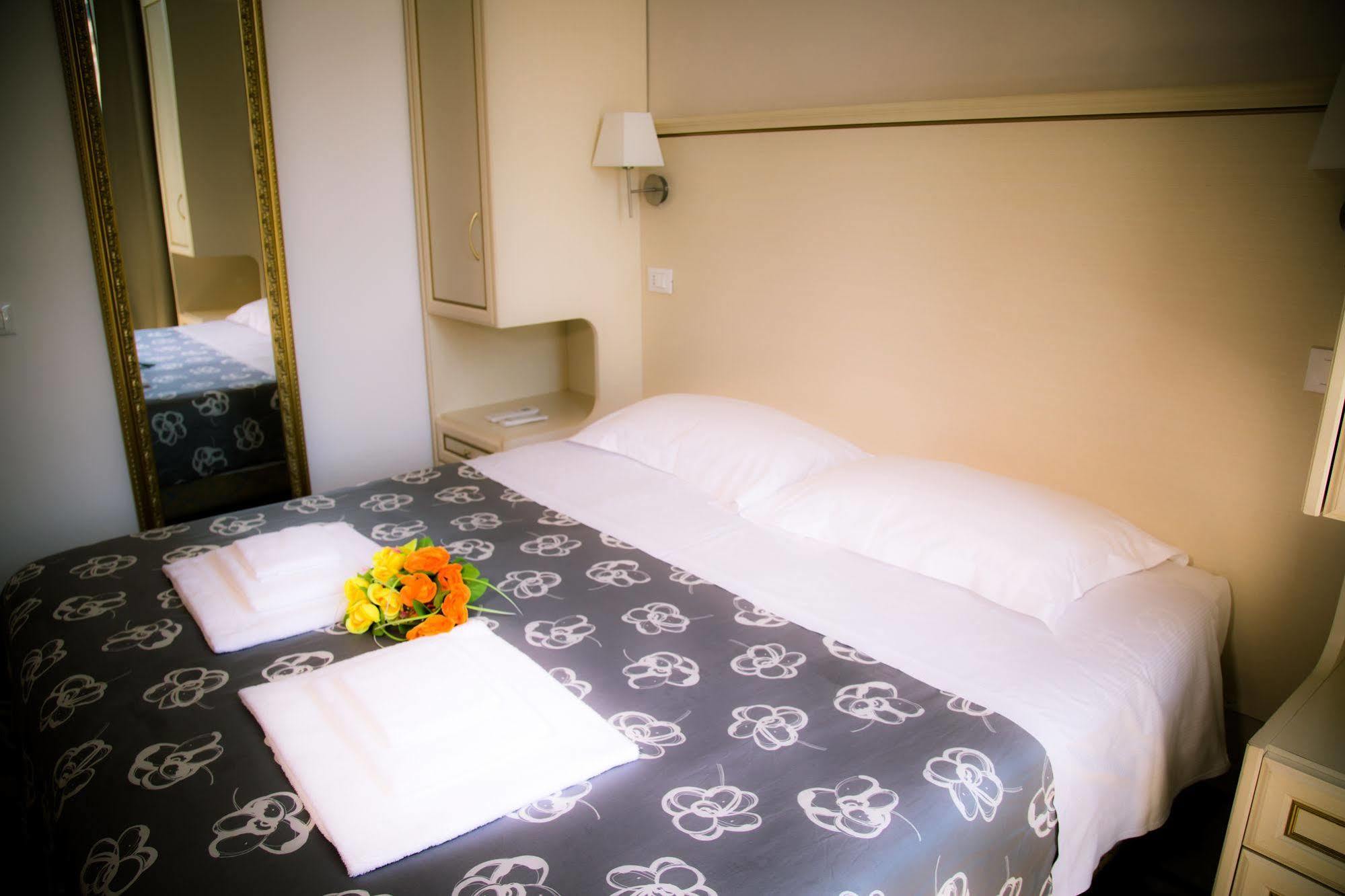 St. Peter Central Rooms B&B Roma Ngoại thất bức ảnh